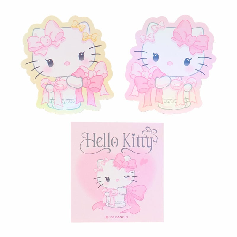 全身の2柄と、Hello Kittyのロゴが入った四角い柄のアップ。 画像：サンリオ公式本店。